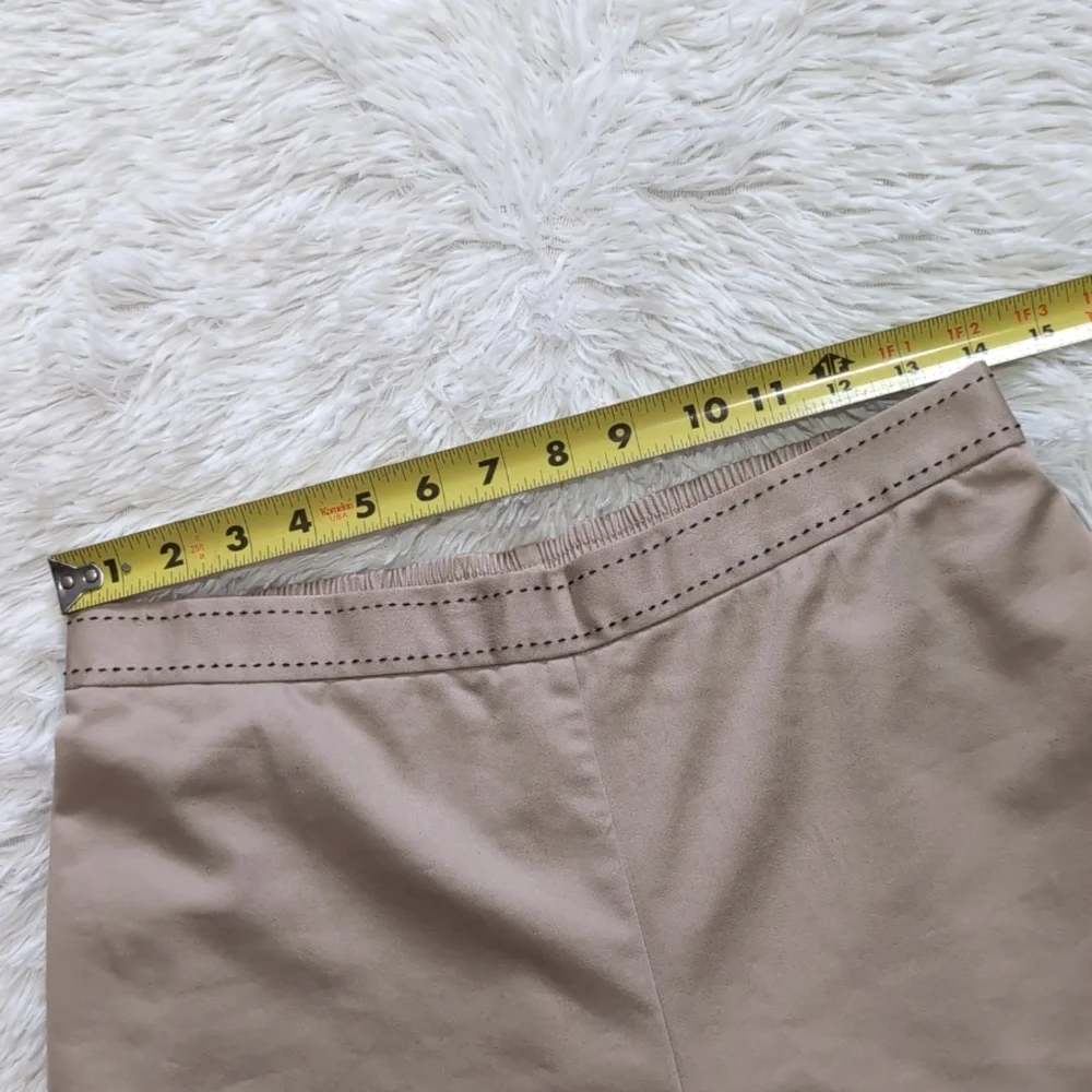 Alfred Dunner Classic Tan High Waist Pull On Ankle Pants Size 10 - Picture 5 of 8